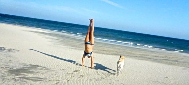 jen handstand